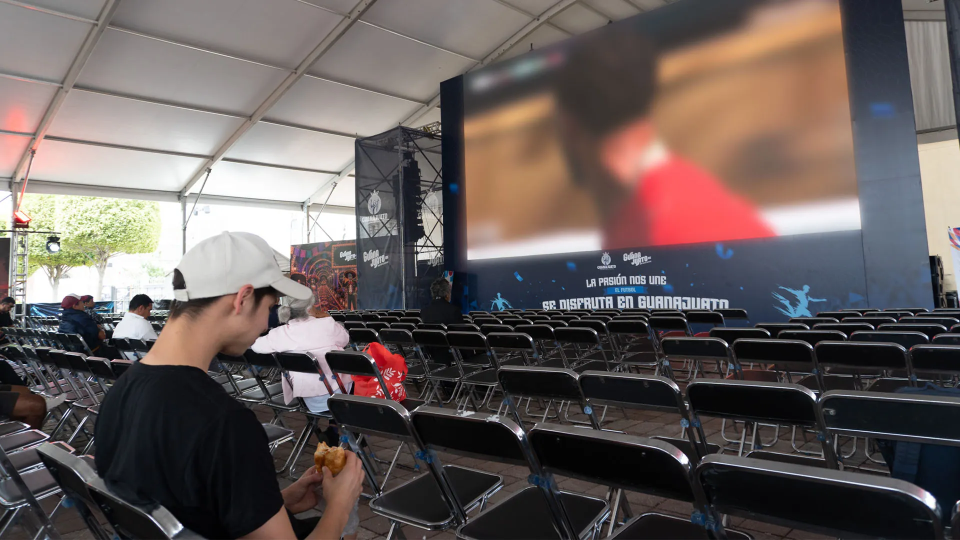 Fan Fest 01