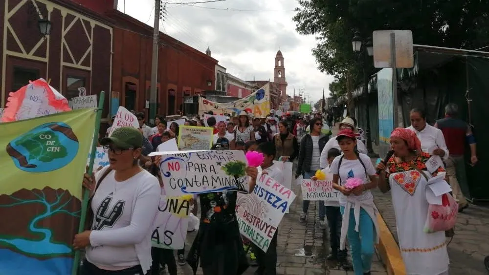 En marcha, cientos de guanajuatenses rechazan apertura de mina a cielo abierto en Dolores Hidalgo