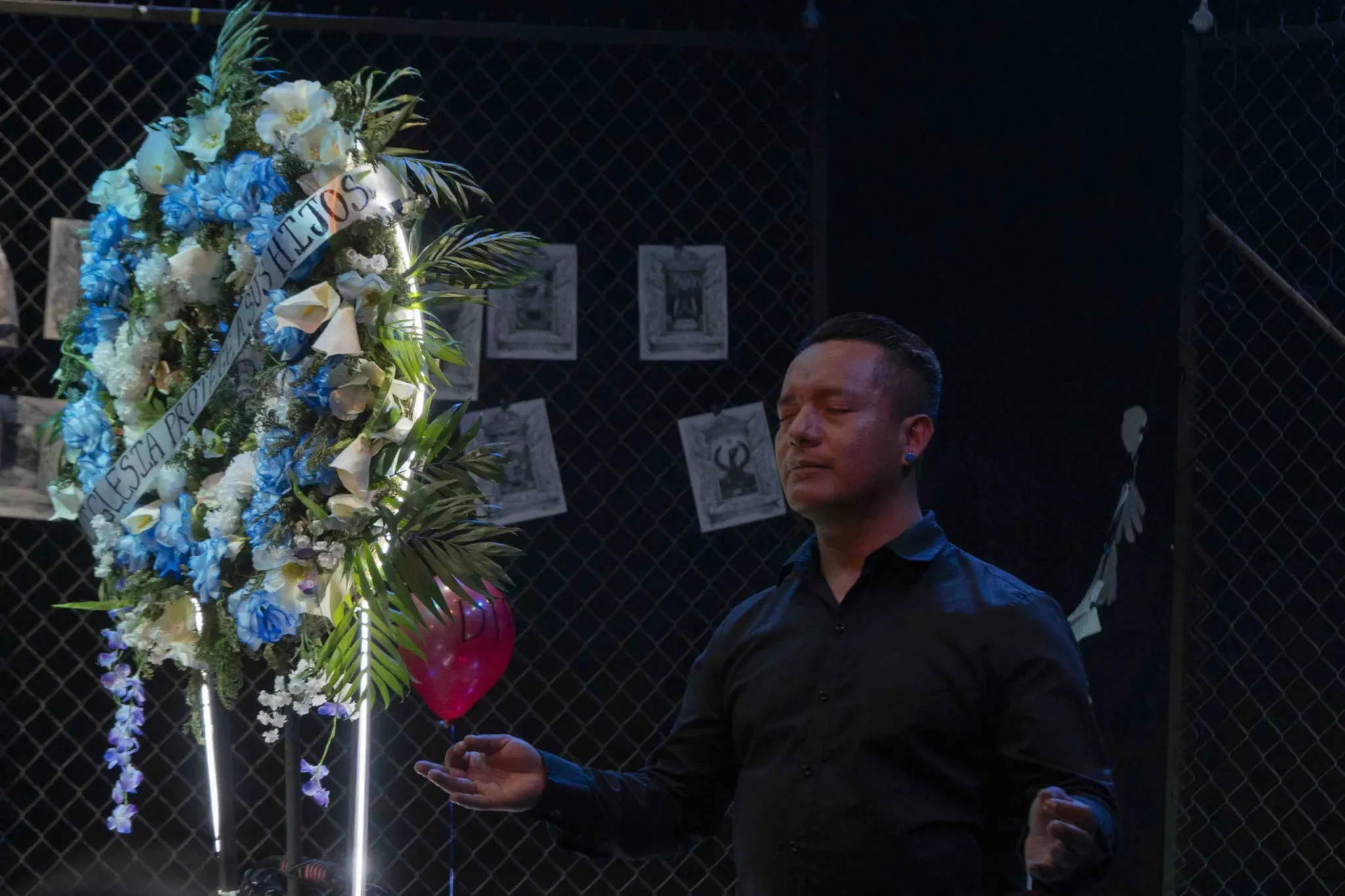 José Juan interpreta la melodía Pie Jesu para cerrar la función. Foto: Sthefany Canales