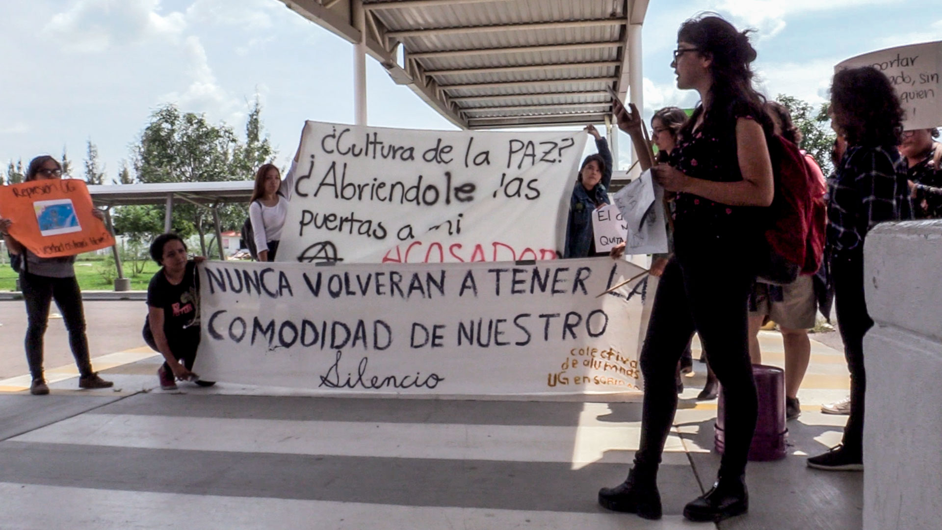 SoyAcosoUG: pide paciencia rector a alumnas y tratar las denuncias "en casa"