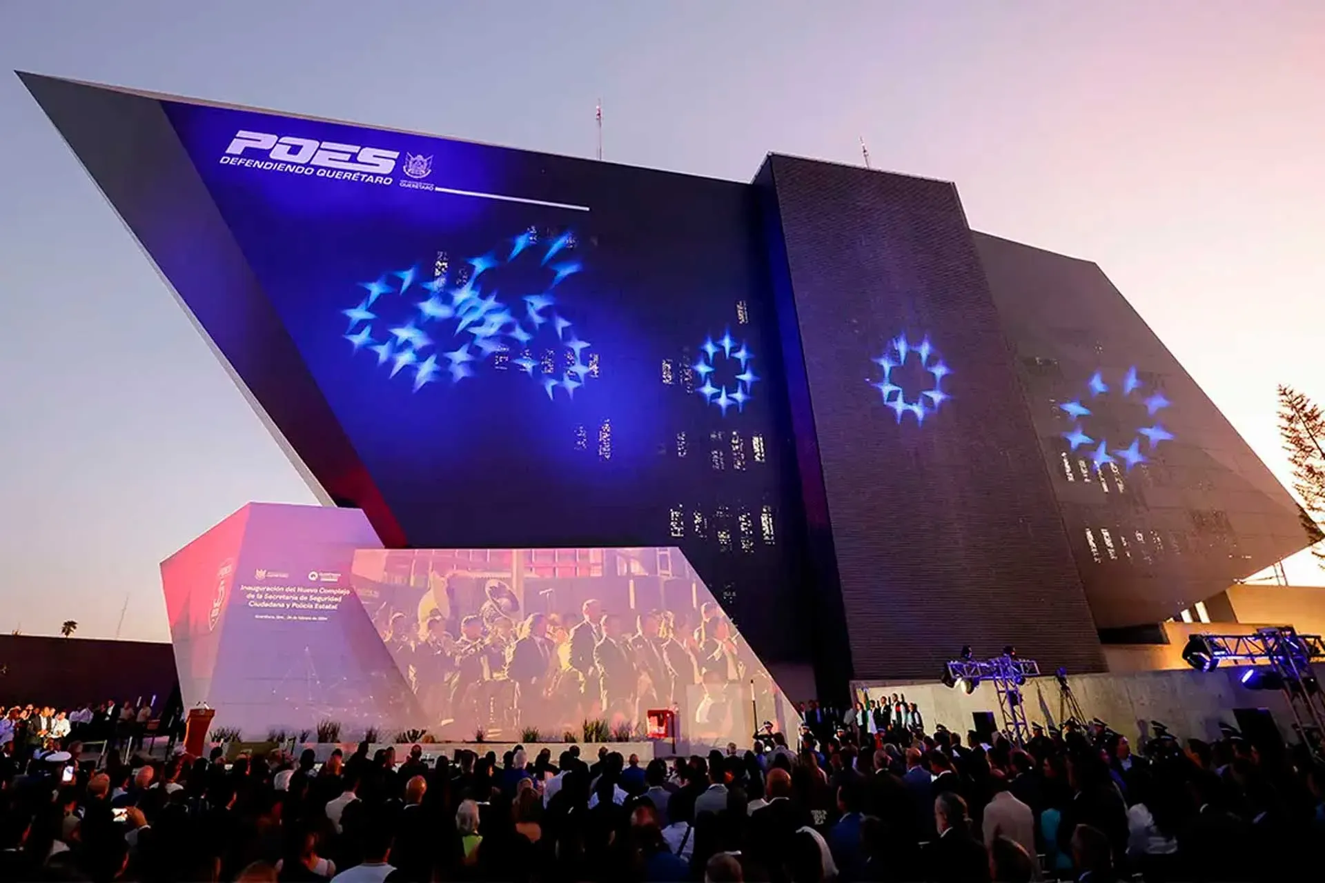 A mediados del 2022 comenzó la construcción de un enorme complejo al que se denominó “Rhino”, y que fue presumido por el gobierno de Kuri como “el más importante de América Latina”, en su apertura dos años después, en 2024.