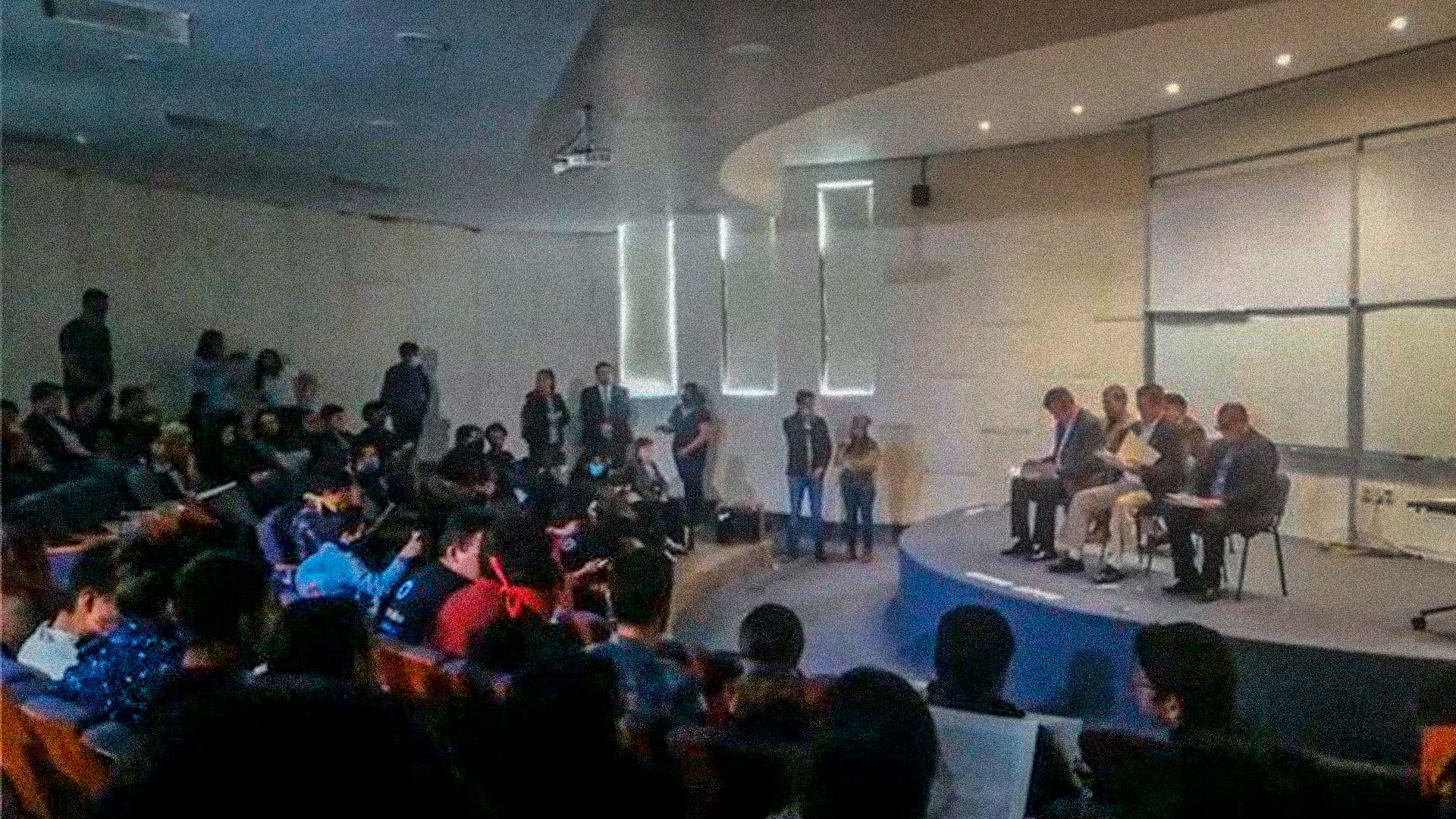 Sin consumarse, firma de convenio entre autoridades y estudiantes de la UG en León; rector pide revisión