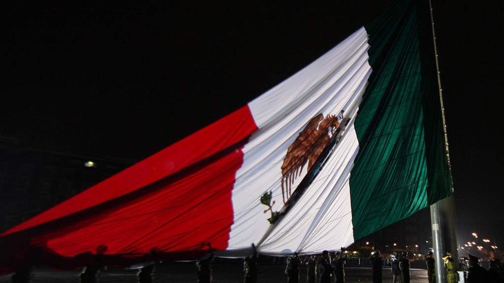 Justo delante de la crisis medioambiental existe una crisis política