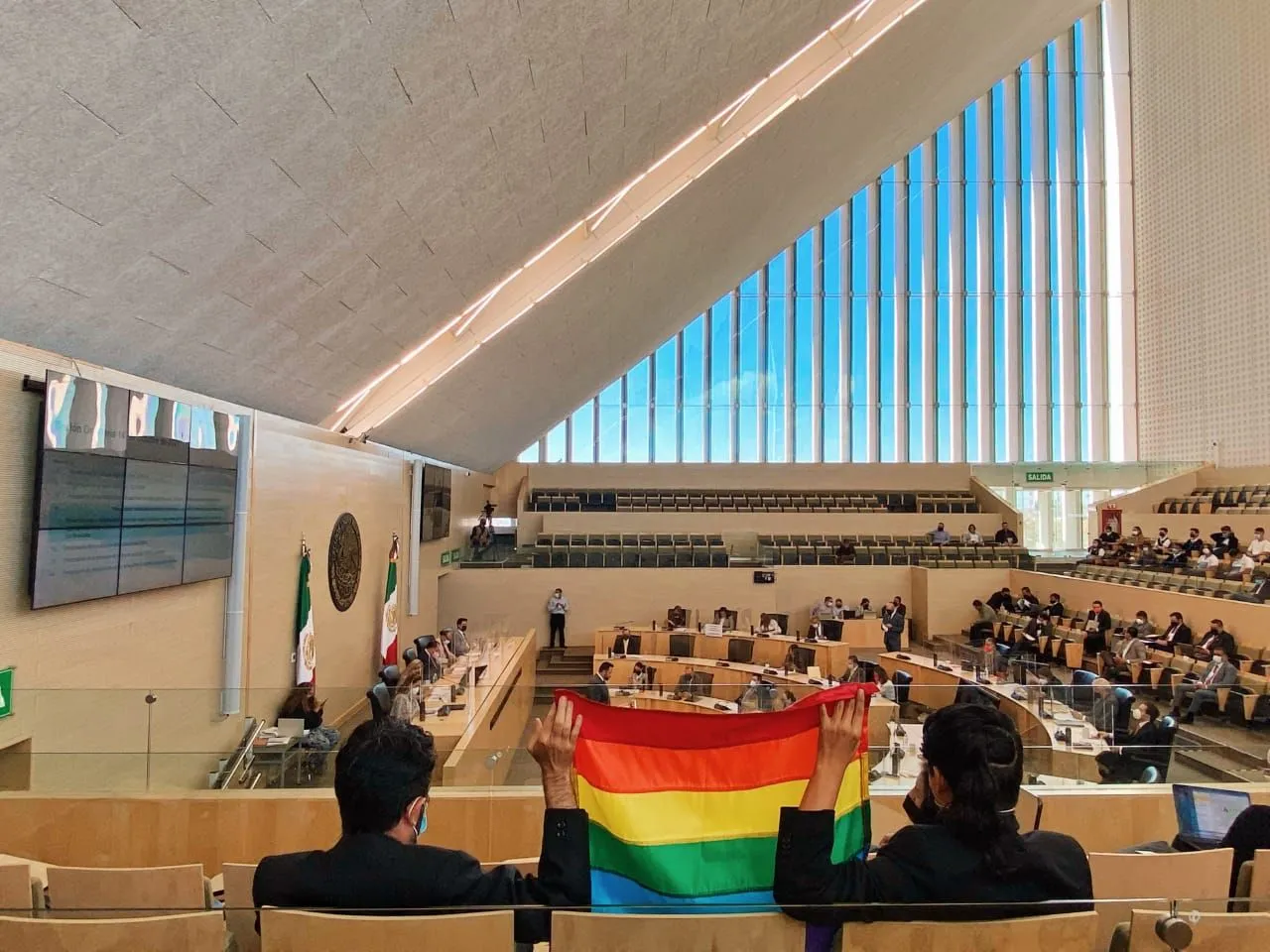 Iglesia católica llama “golpe infame”al reconocimiento oficial al matrimonio igualitario en Guanajuato