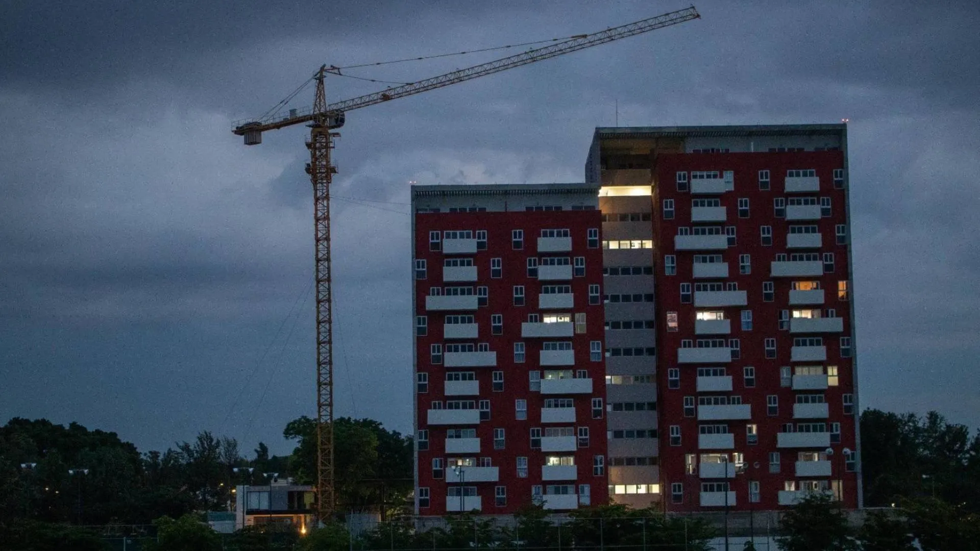 La Ciudad Inhabitable: ¿Redensificación o destrucción de vivienda?