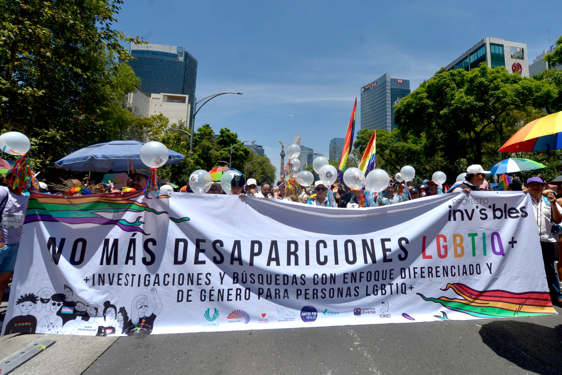 Visibilizan desapariciones de personas LGBTI+ en la Marcha del Orgullo