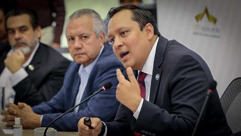 Pretexta Gobierno de Guanajuato coronavirus para comprar hospital móvil sin licitación