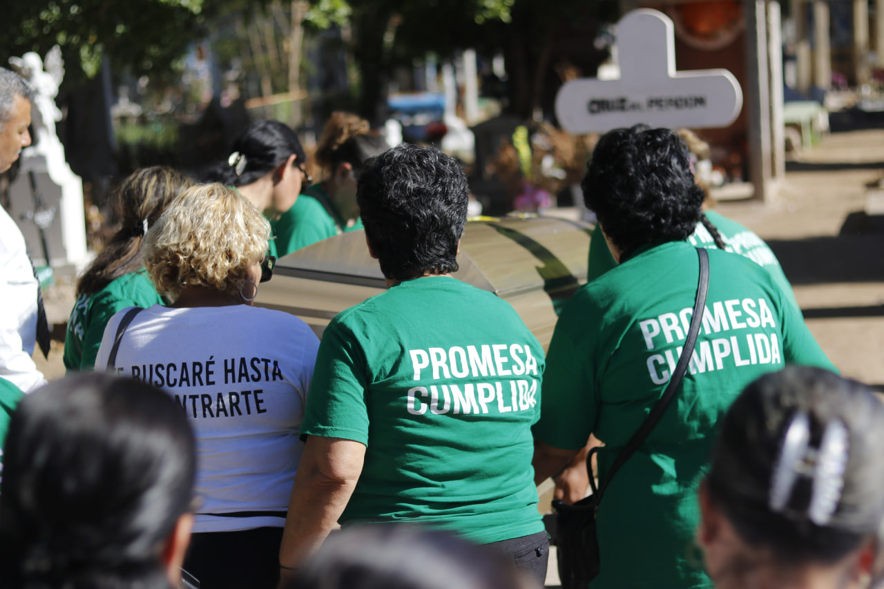 ‘Encontré a mi hijo pedazo por pedazo’