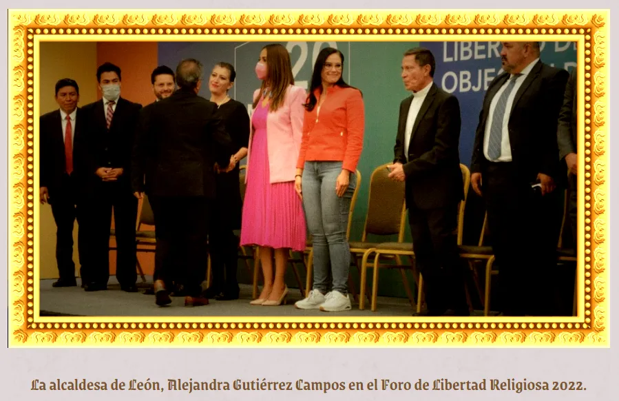La alcaldesa de León, Alejandra Gutiérrez Campos en el Foro de Libertad Religiosa 2022.