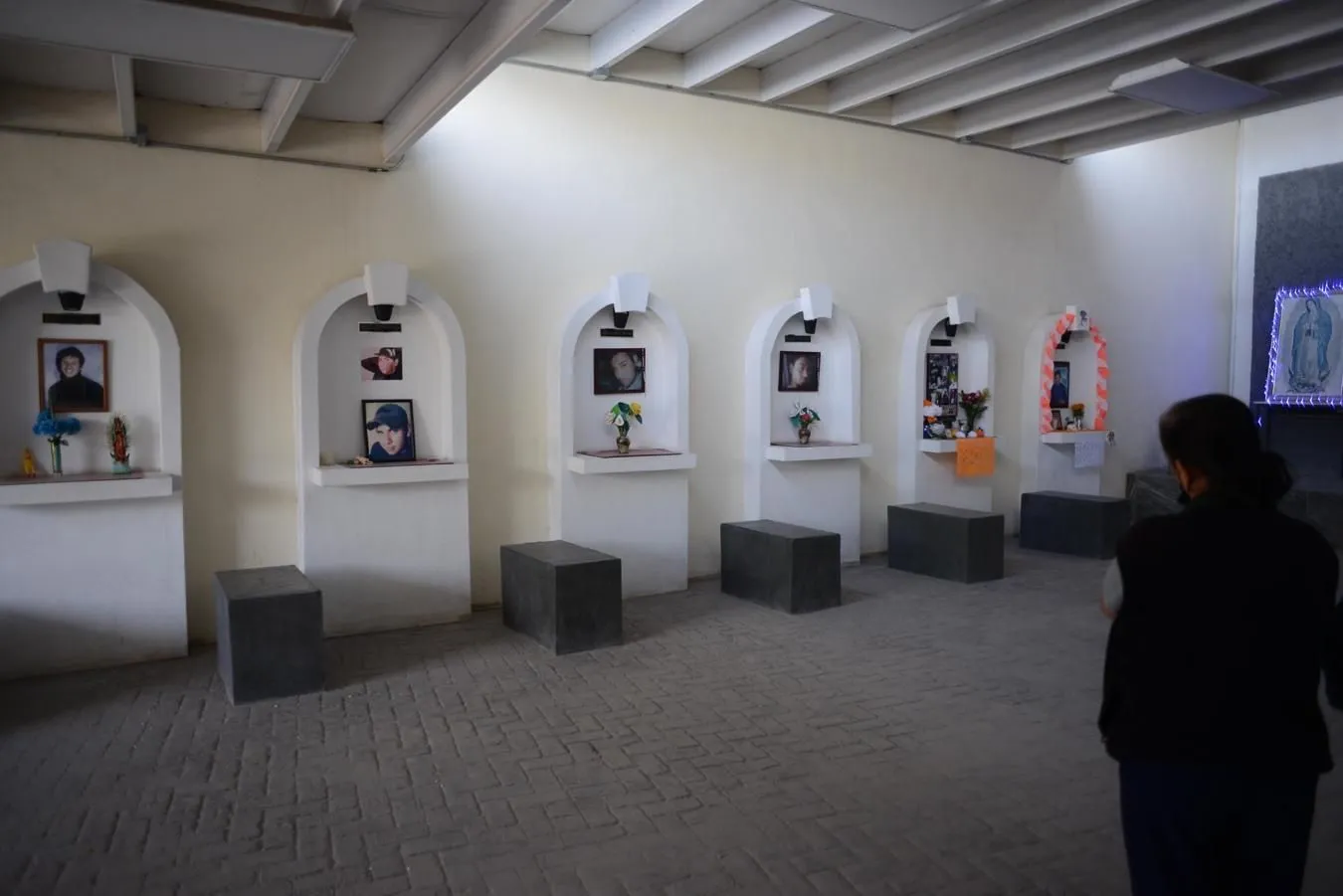 Oratorio que se construyó en honor a las 15 personas asesinadas en la colonia Villas de Salvárcar, en enero de 2010 en Ciudad Juárez. Foto: Rey R. Jauregui / La Verdad