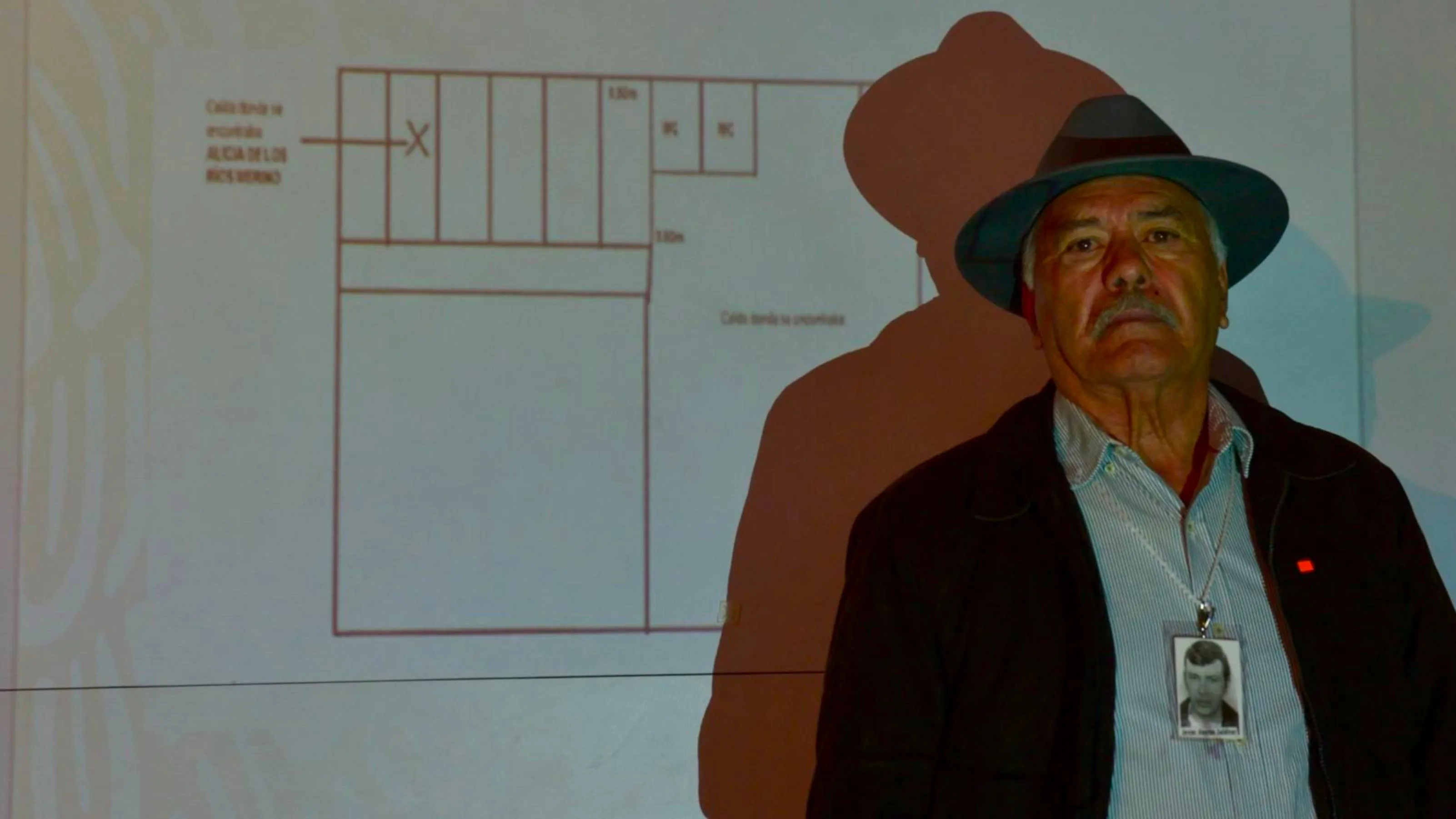 Ante militares, sobrevivientes de desaparición "reconocen" dos sitios de tortura en el Campo Militar #1