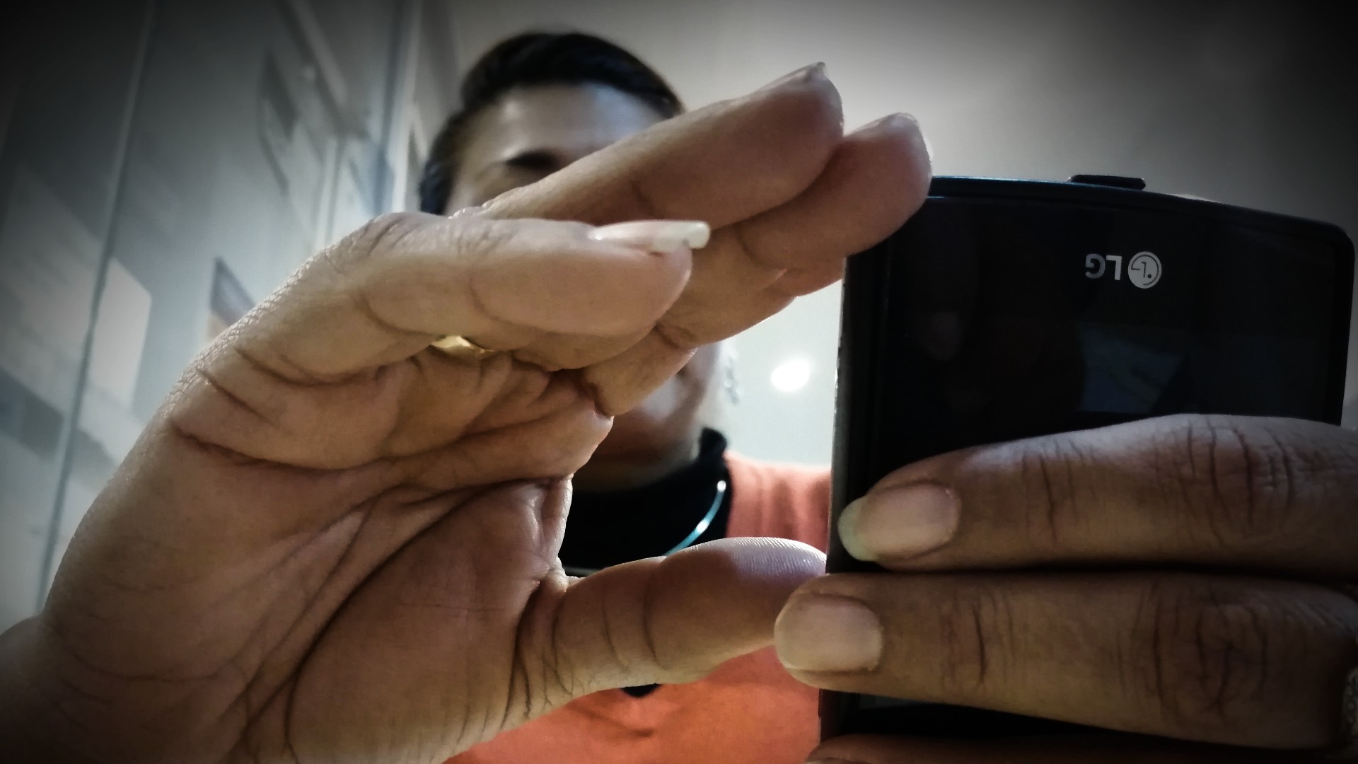 Alejandro Márquez, subdirector del ISSSTE Irapuato, hostiga y agrede a trabajadora; hay denuncia