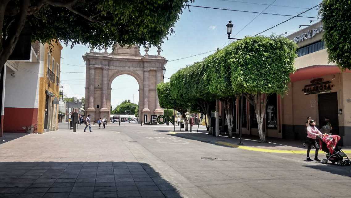 El día de más contagios, secretario de salud de Guanajuato presume ser "víctima de su éxito"