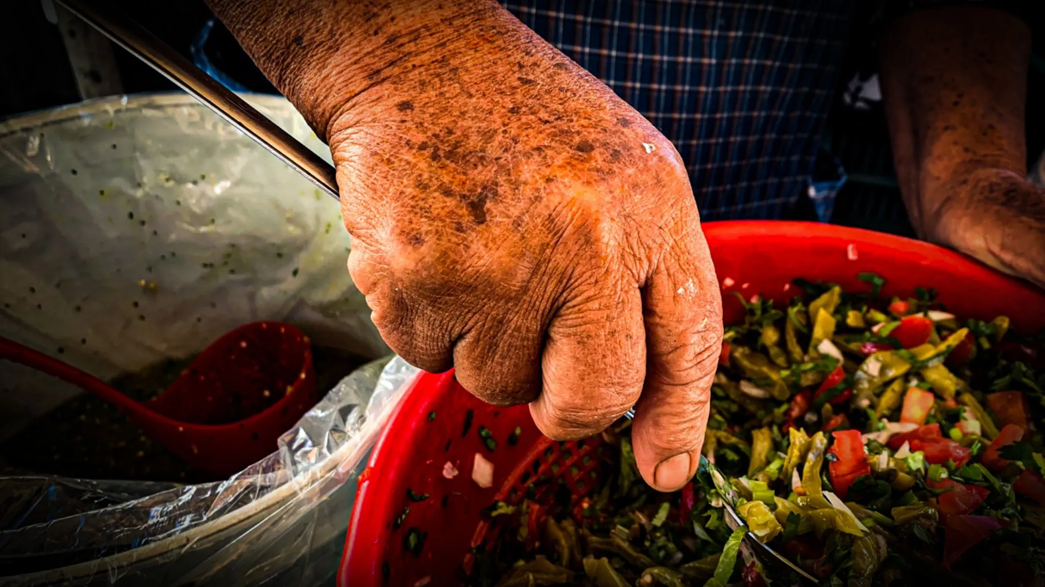 Jefas de familia y manos que alimentan a cientos de guanajuatenses: otros rostros del 8M