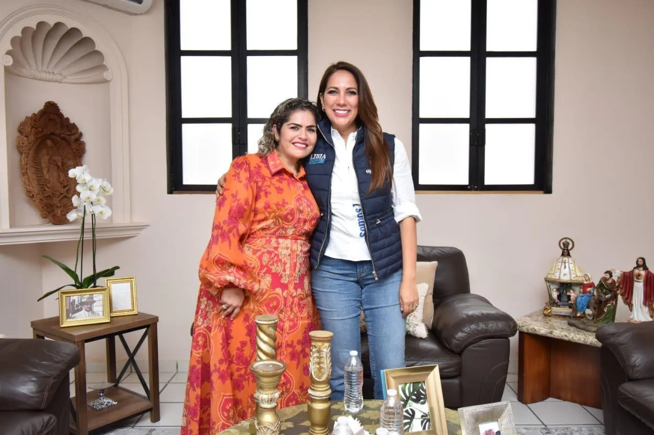 Monserrat Mendoza y Libia García