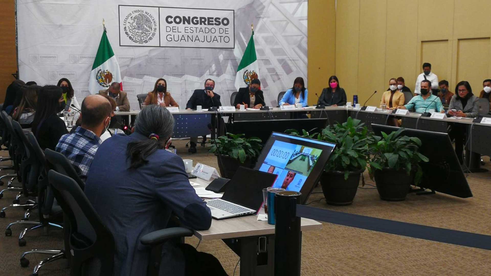 Clamor de buscadoras al Congreso por omisiones de FGE, falta de recursos a comisiones y desaires de Municipios