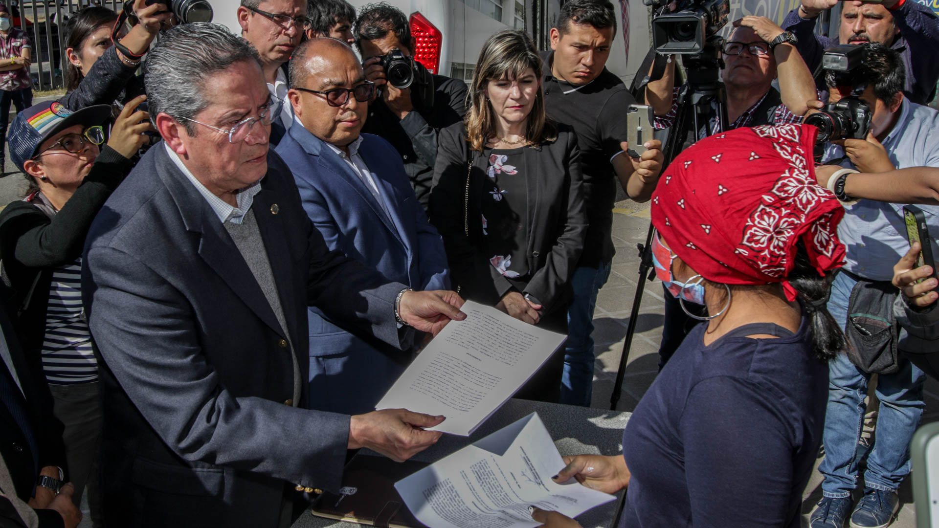 Paro sigue dando frutos: cesa campus León de UG a 3 maestros señalados por acoso