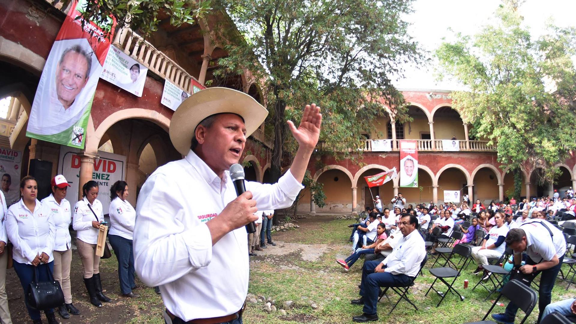 Instituto para Devolverle al Pueblo lo Robado retira residencia de lujo al ex senador priista Gerardo Sánchez