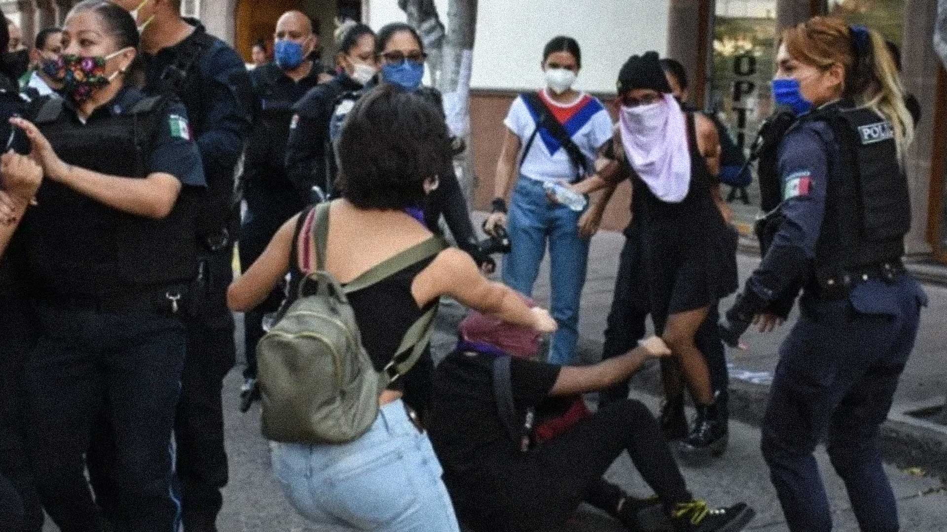 Cese de secretario de seguridad de León, exigen colectivas de mujeres, recomendación insuficiente