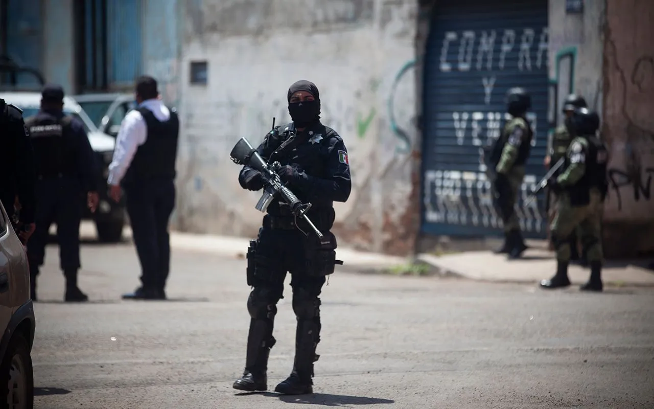 Agentes municipales durante un operativo en Irapuato, Guanajuato, el 16 de julio del 2020. Foto: Mónica González.