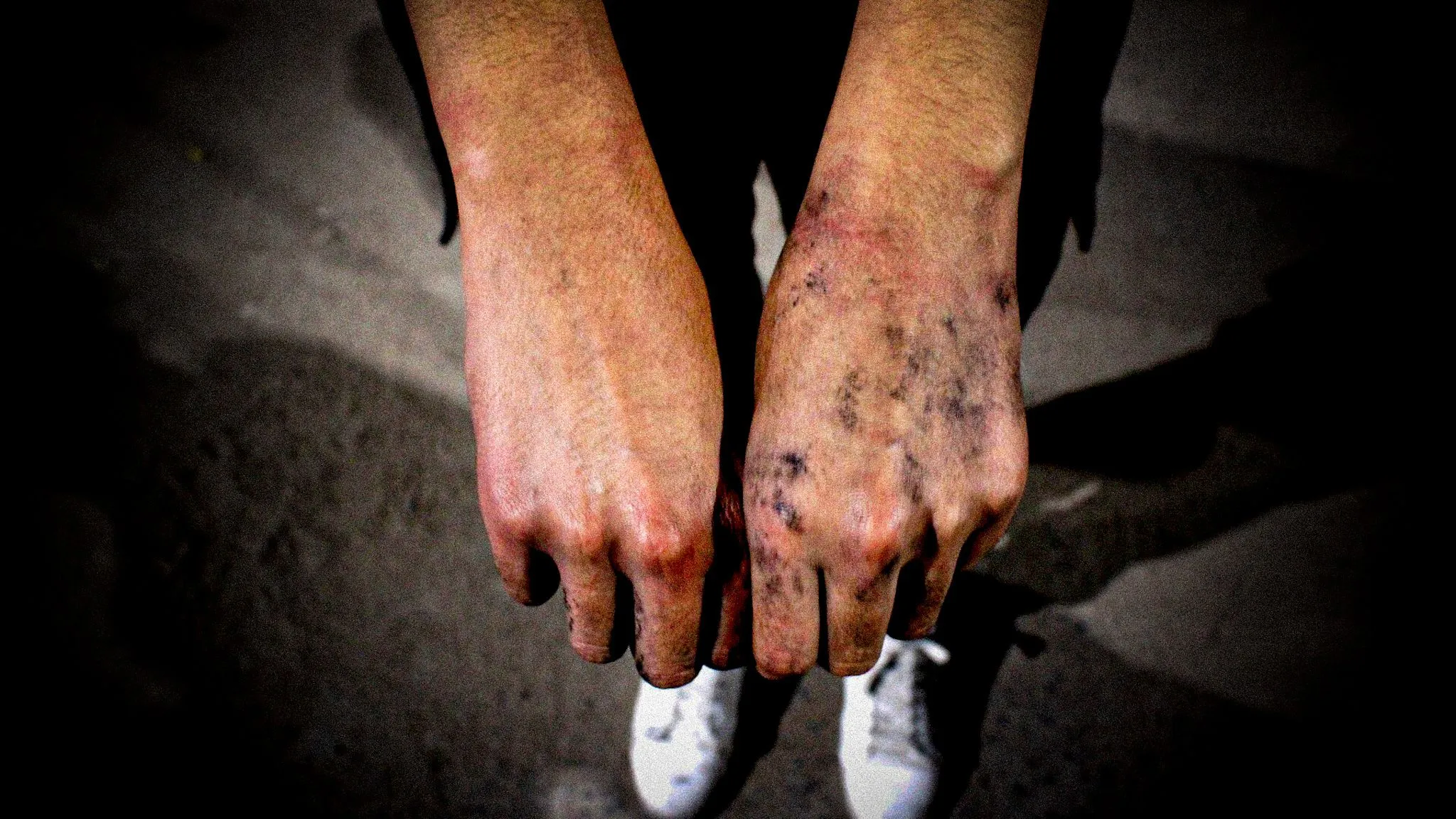 Policía de León tortura y agrede sexualmente a adolescentes; hace redada tras manifestación feminista