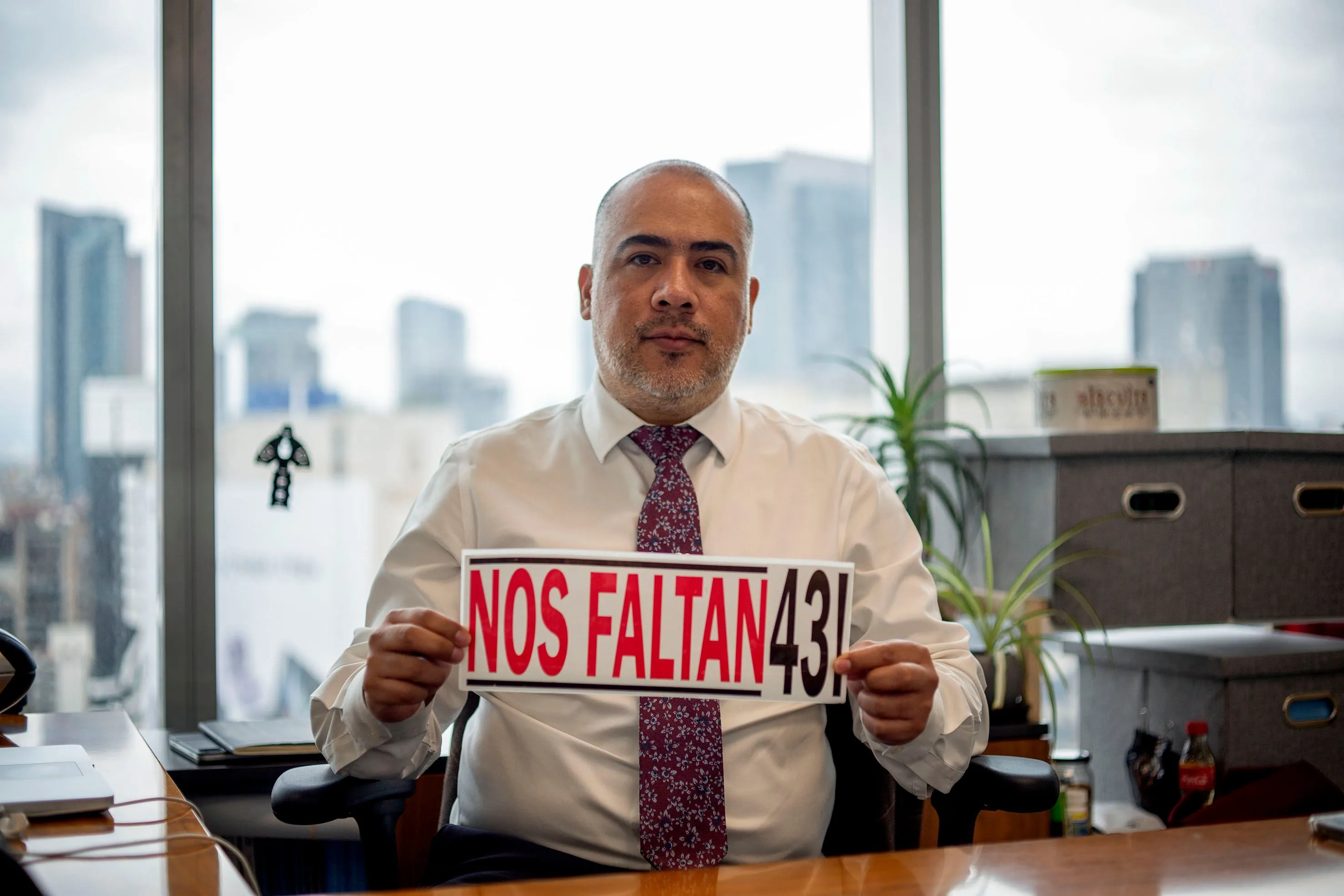 La instrucción: Cómo el gobierno dinamitó la investigación del caso Ayotzinapa