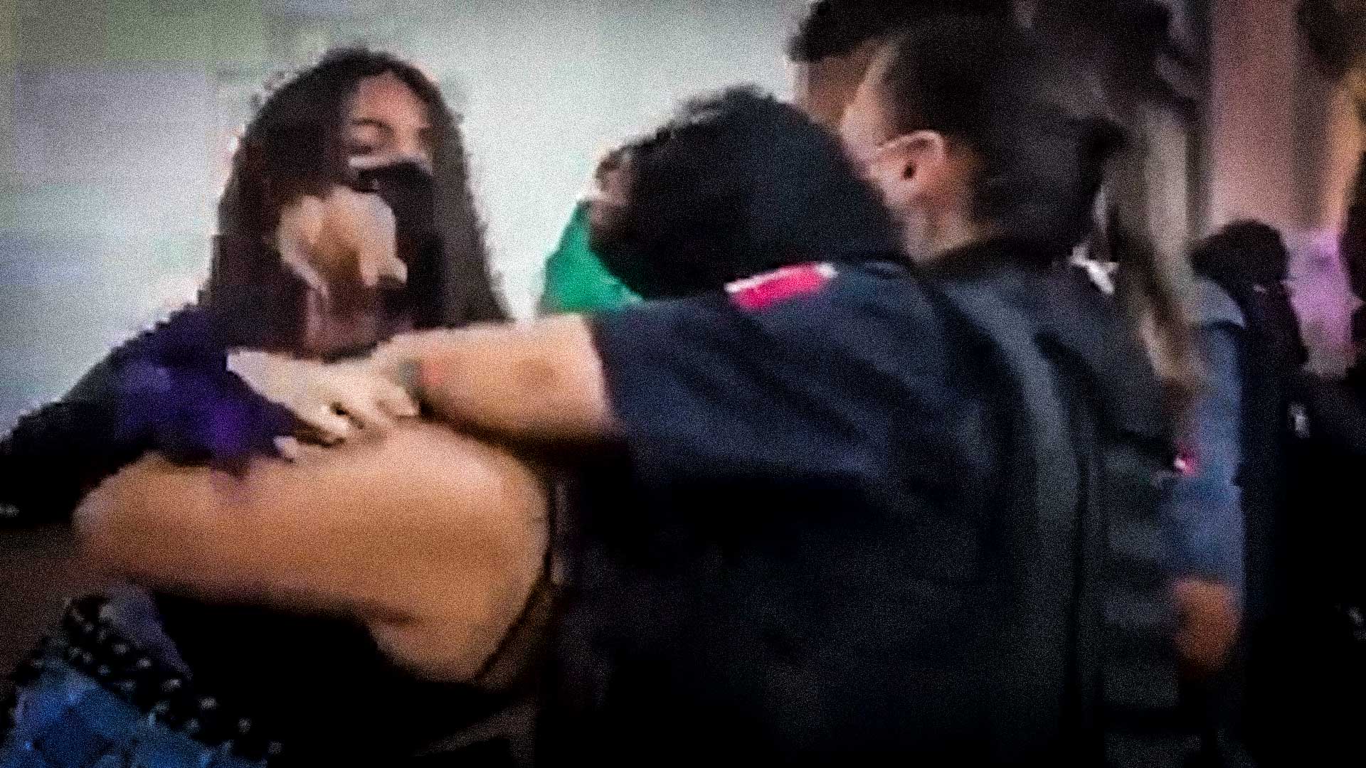 Presión mediática por abuso policiaco en Cancún llevó a cese de mandos, "eso faltó en León": Las Libres
