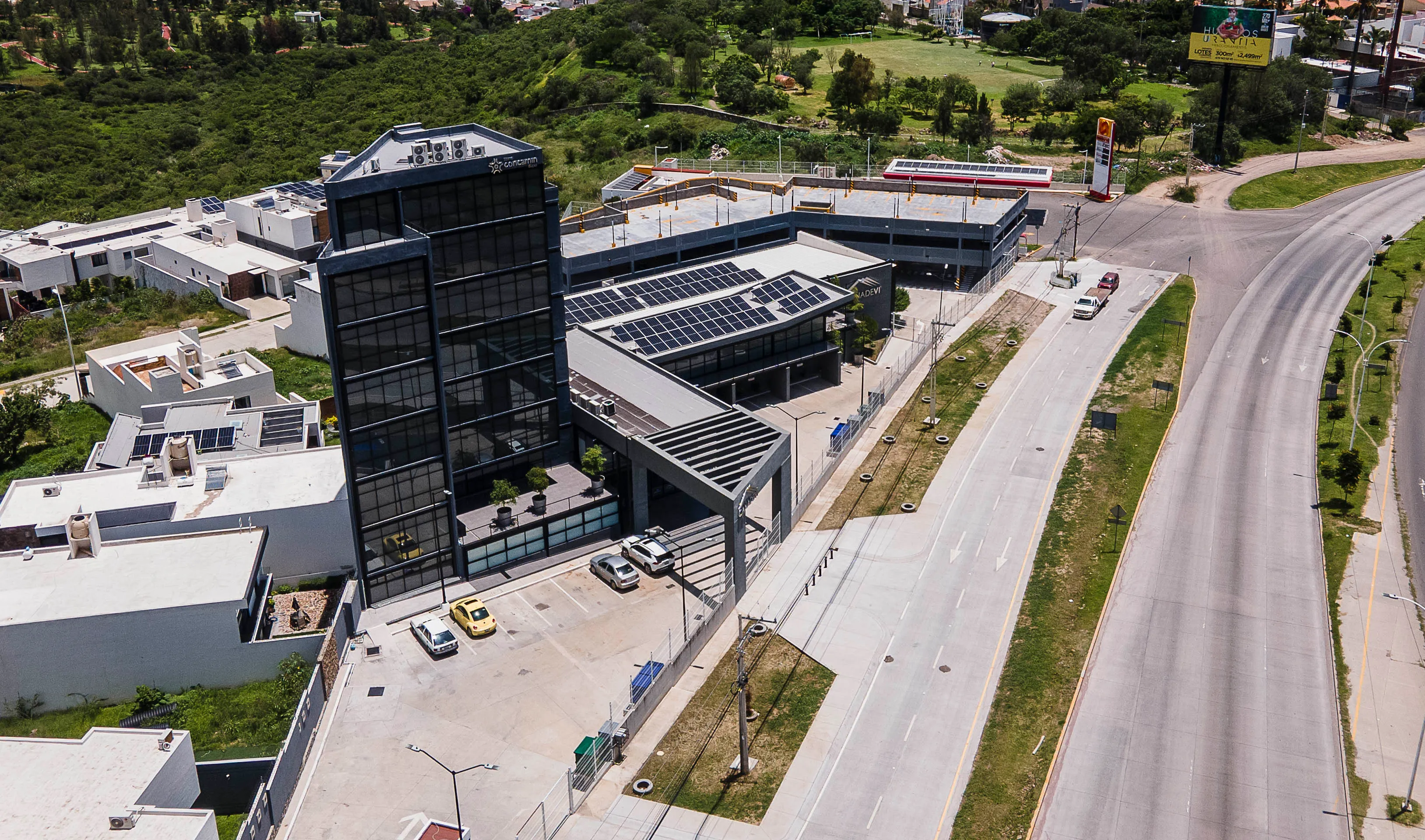 Panorámicas de la Torre Concamin Bajío. (El romance de Diego)
