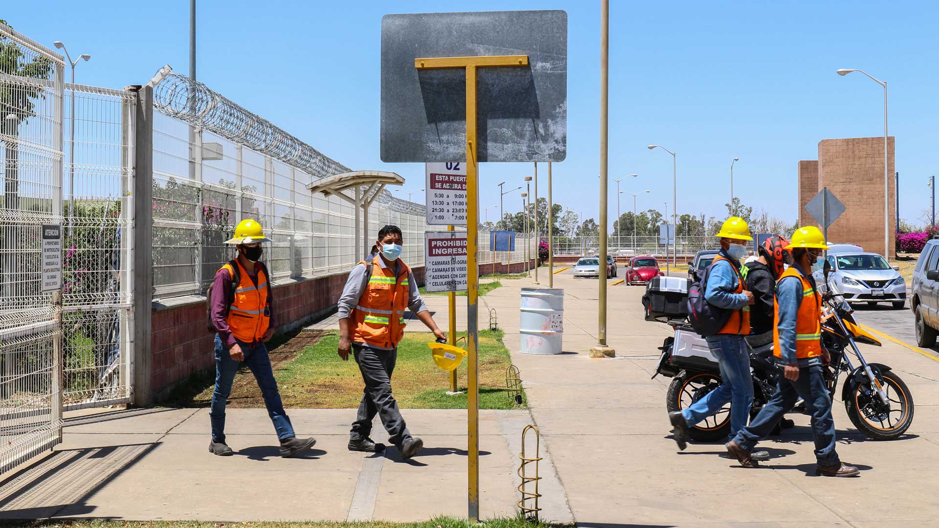Respeto a derechos de trabajadores, aunque “no caiga el veinte” a dirigentes: Luisa M. Alcalde sobre General Motors