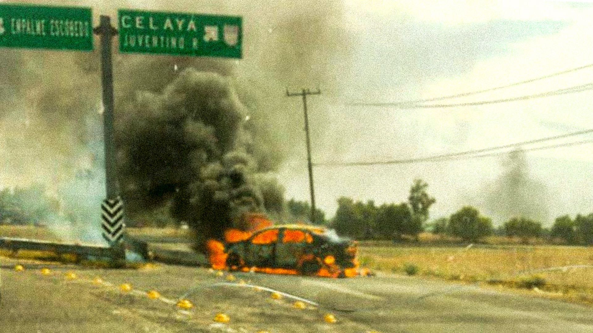 Entre rumores de captura del "Marro" sitian narcobloqueos carreteras de región Laja-Bajío