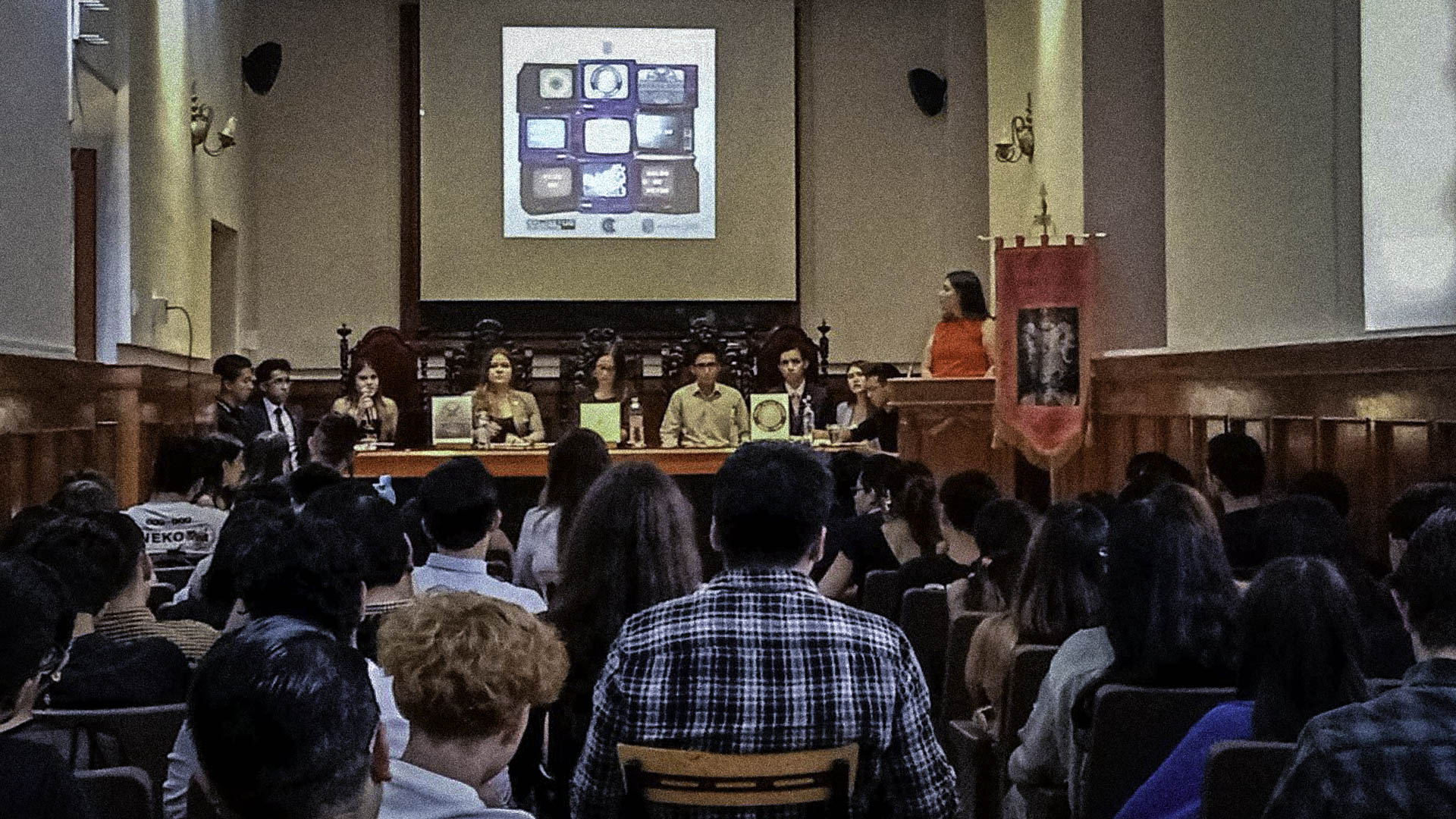 Injerencia de rectoría limita democracia estudiantil en UG, denuncian alumnos