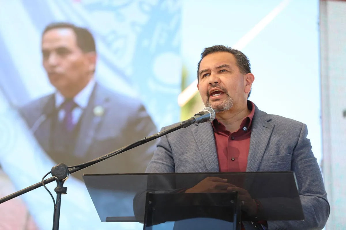 Cruz Pérez Cuéllar durante el informe legislativo de su hermano Alejandro Pérez Cuéllar, en octubre de 2025. / Fotografías: Gobierno de Ciudad Juárez.
