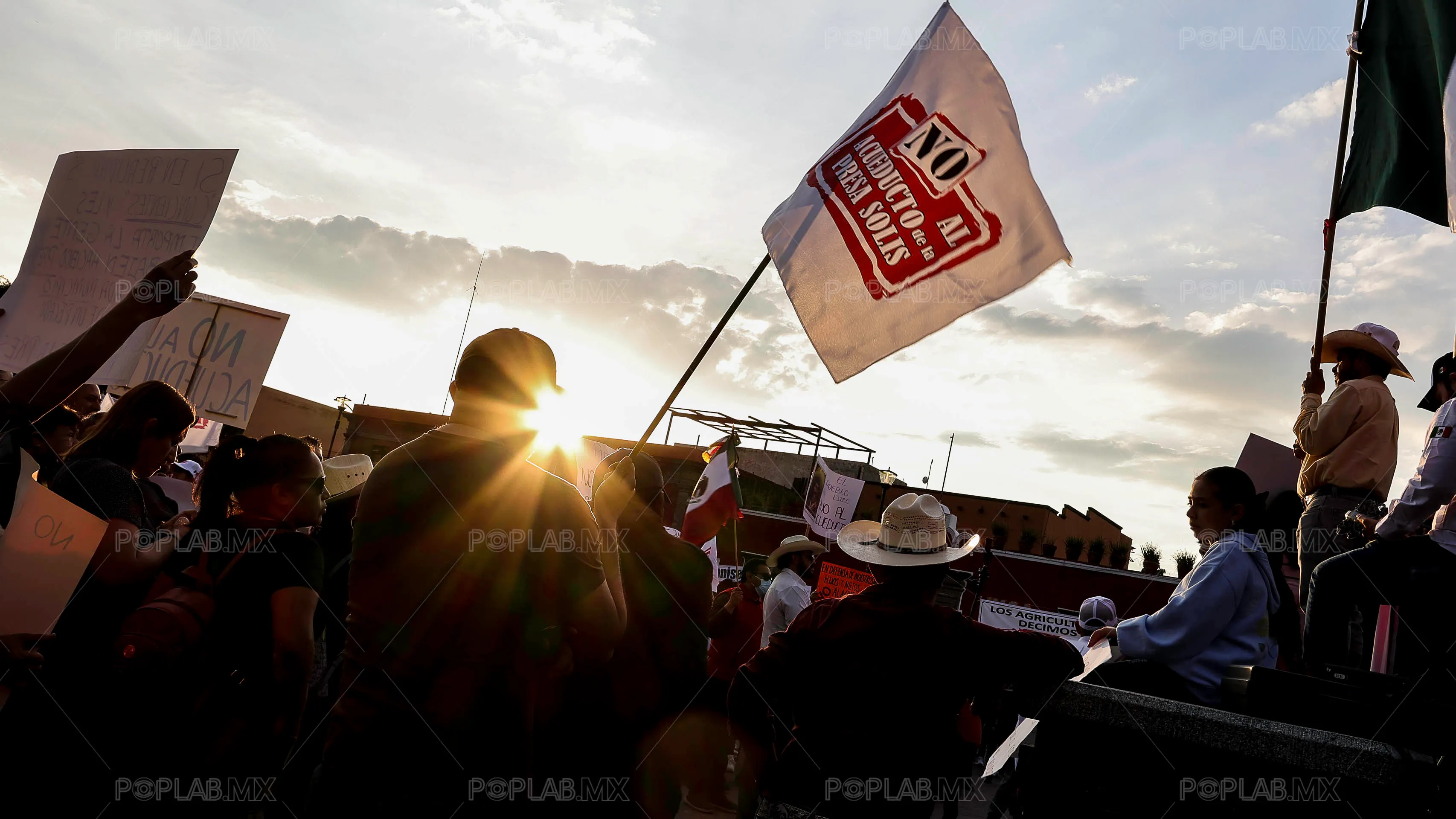 manifestacion_acambaro_acueducto_30_11_2025-10.jp