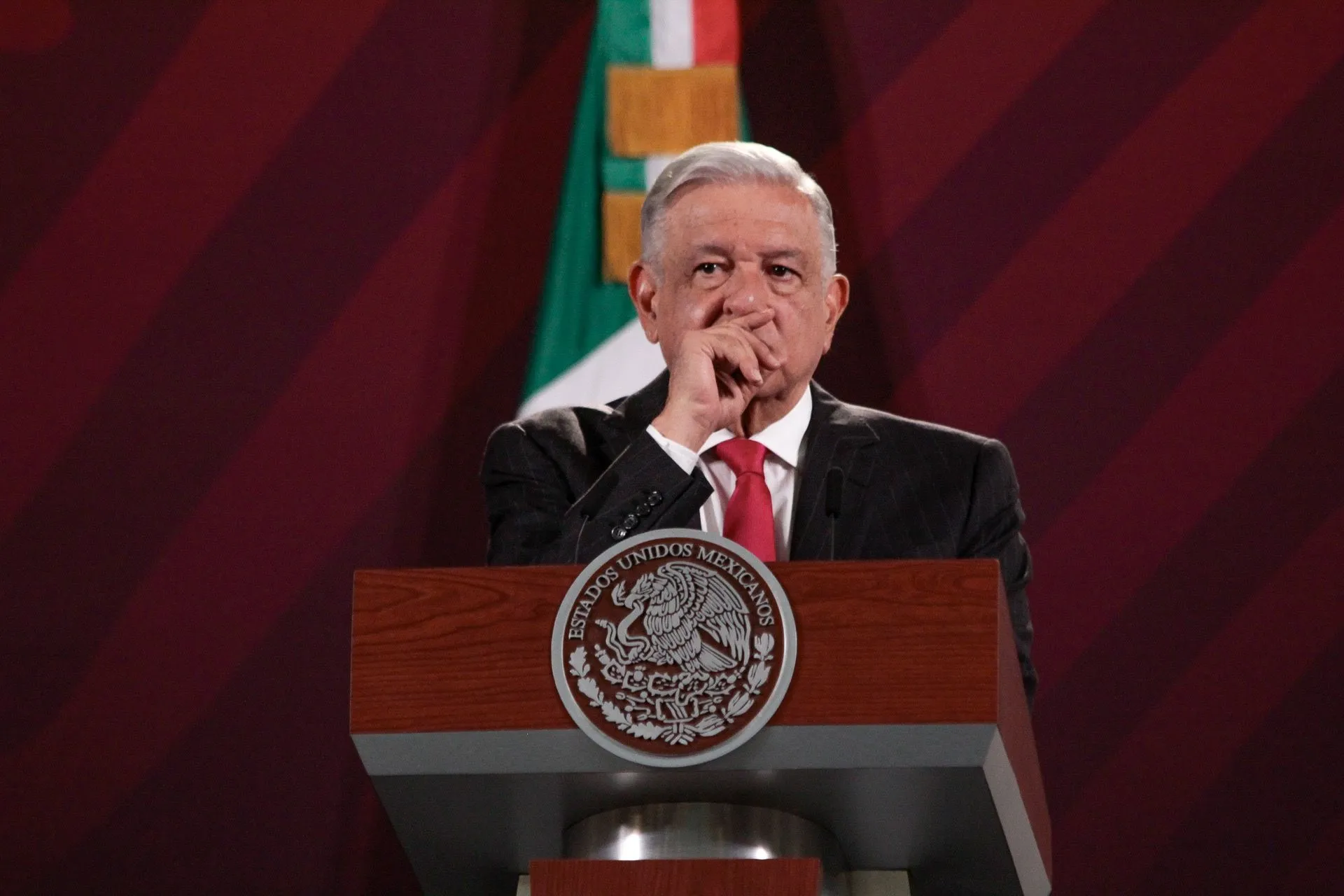 Reconoce AMLO búsqueda casa por casa de personas desaparecidas; temen rasuramiento de registro