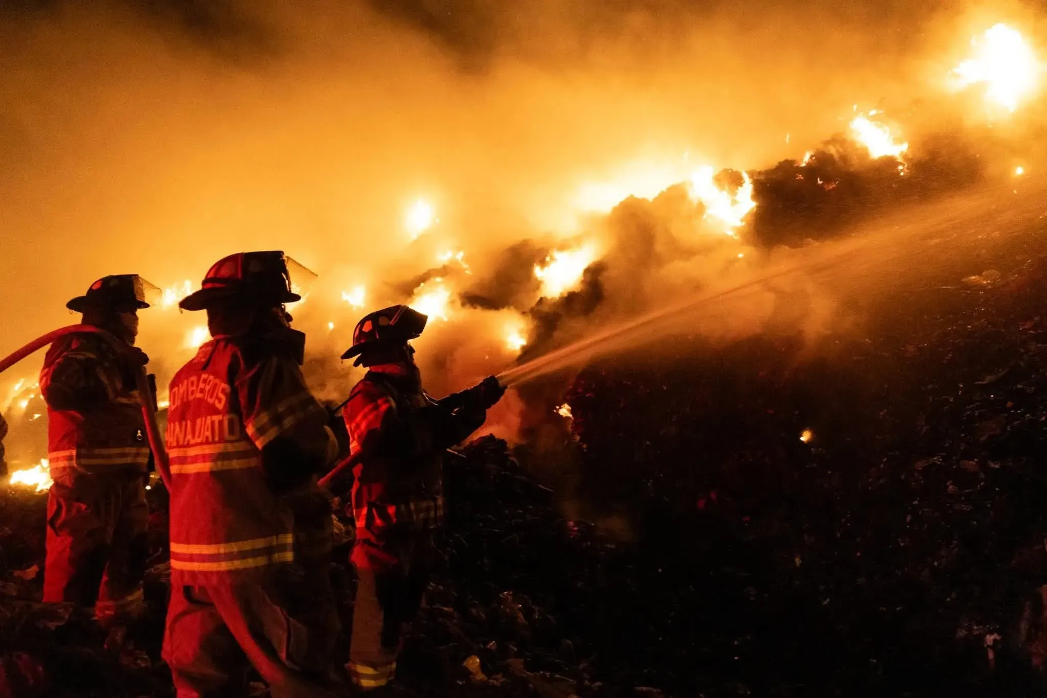 Incendio_basurero_gto_2025_3.jpg